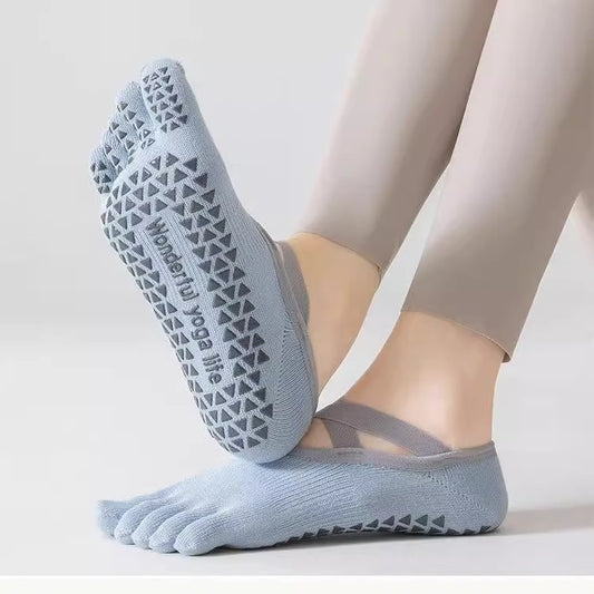 Non-slip Professional Womens Five-finger Cotton Indoor Sports And Fitness Socks